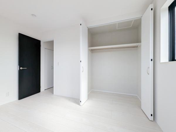 横浜市金沢区西柴2丁目の新築一戸建(収納)