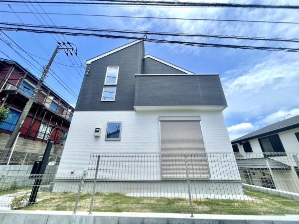 横浜市港南区日野４丁目の新築一戸建