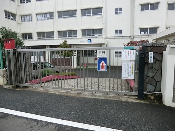 横浜市神奈川区三枚町の新築一戸建(横浜市立羽沢小学校)