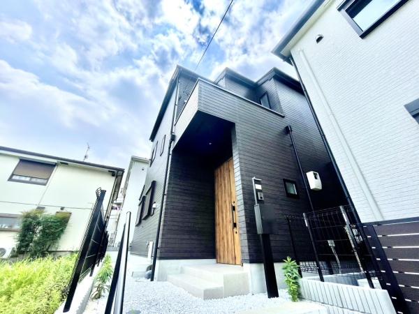 横浜市神奈川区三枚町の新築一戸建