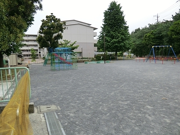 神奈川新町コーポ(浦島が丘公園)