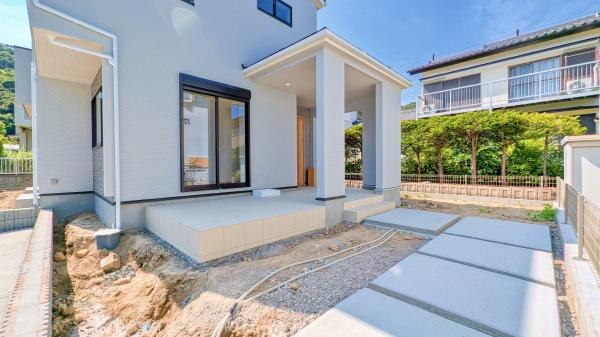 横浜市金沢区釜利谷西４丁目の新築一戸建