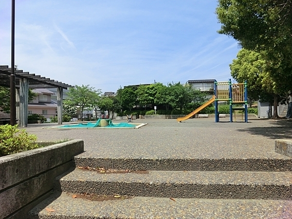 横浜市南区別所５丁目の中古一戸建て(別所五丁目公園)