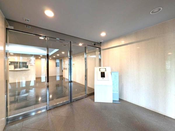 リステージ本郷台プリズムガーデン(エントランス)