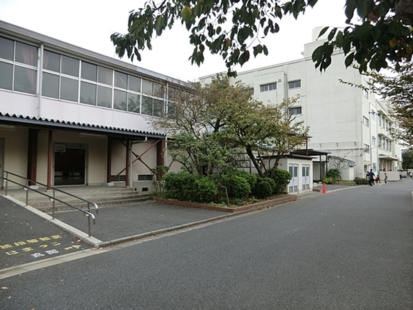 横浜市磯子区洋光台４丁目の新築一戸建(横浜市立洋光台第二小学校)