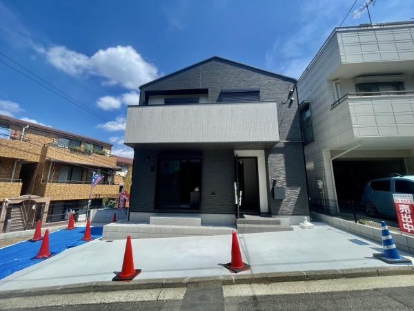 横浜市南区別所６丁目の新築一戸建