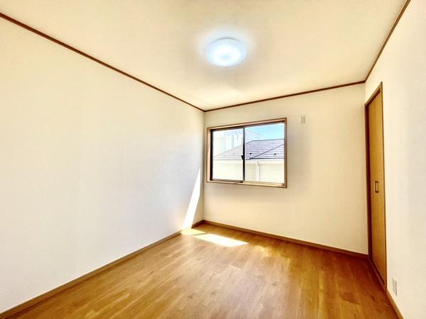 横浜市港南区日野中央１丁目の中古一戸建て