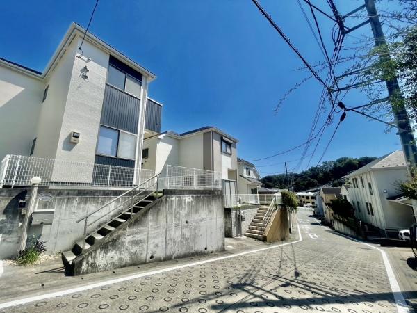 横浜市港南区日野中央１丁目の中古一戸建て