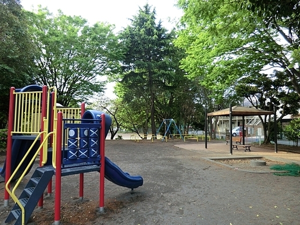 横浜市青葉区榎が丘の新築一戸建(榎が丘第三公園)