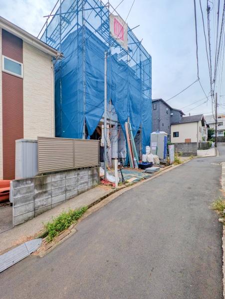 横浜市南区伏見町の新築一戸建