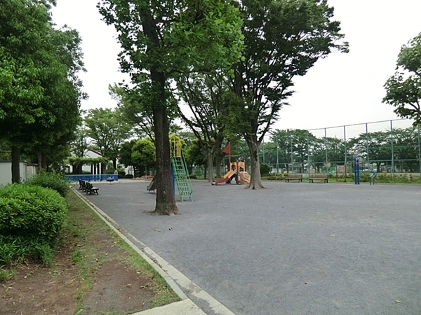 横浜市緑区東本郷４丁目の新築一戸建(東本郷第三公園)