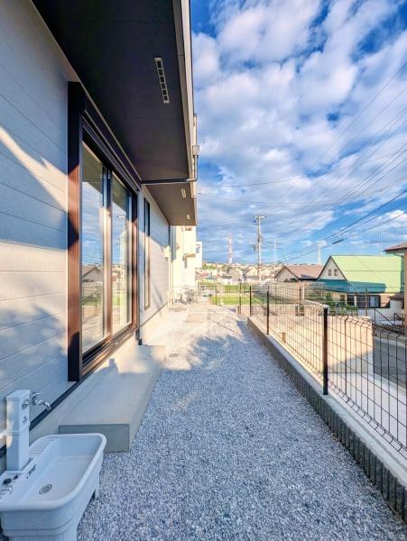 横浜市瀬谷区阿久和西2丁目の新築一戸建(庭)
