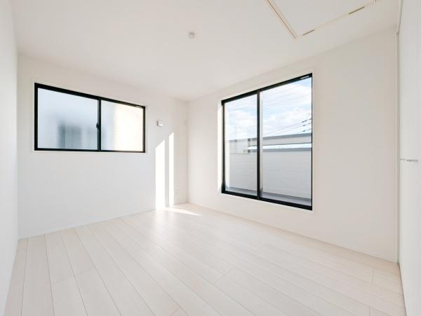 横浜市瀬谷区阿久和西2丁目の新築一戸建(洋室)