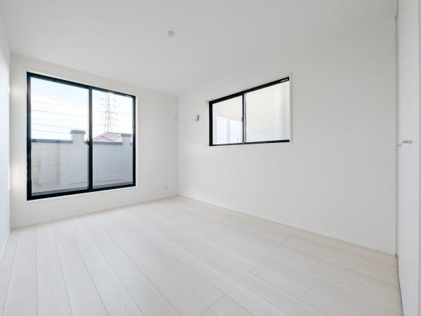 横浜市瀬谷区阿久和西2丁目の新築一戸建(洋室)