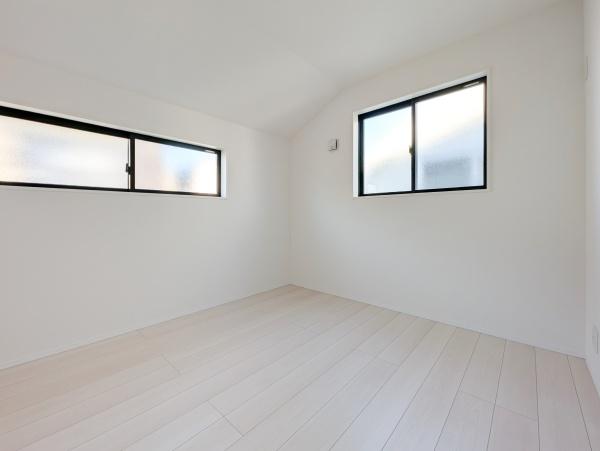 横浜市瀬谷区阿久和西2丁目の新築一戸建(洋室)