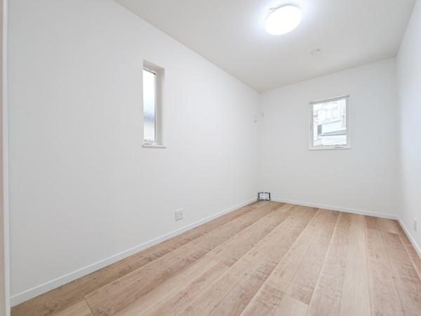 横浜市戸塚区戸塚町の新築一戸建