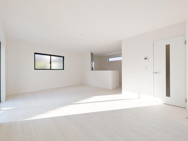 横浜市金沢区釜利谷西５丁目の新築一戸建