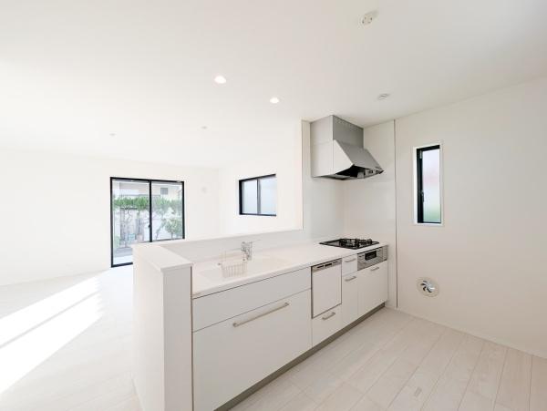 横浜市金沢区釜利谷西５丁目の新築一戸建