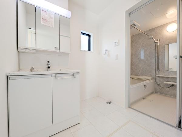 横浜市金沢区釜利谷西５丁目の新築一戸建