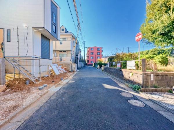 横浜市港南区東芹が谷の新築一戸建