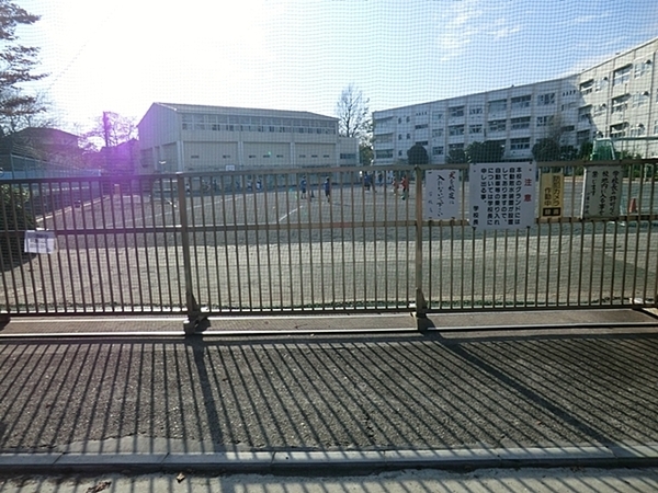 横浜市戸塚区原宿５丁目の新築一戸建(横浜市立小雀小学校)