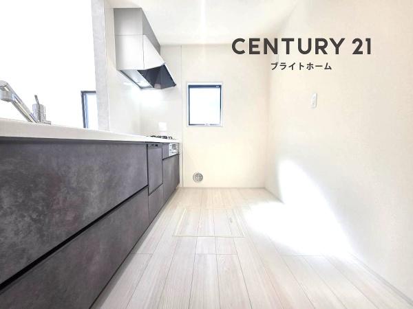 横浜市南区別所６丁目の新築一戸建