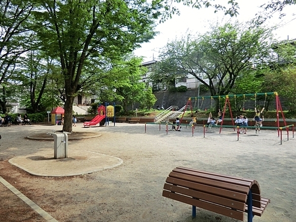 横浜市青葉区もえぎ野の新築一戸建(上谷本第一公園)