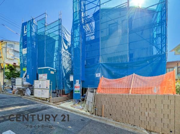 横浜市南区別所中里台の新築一戸建