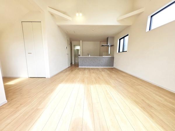 横浜市磯子区岡村１丁目の新築一戸建