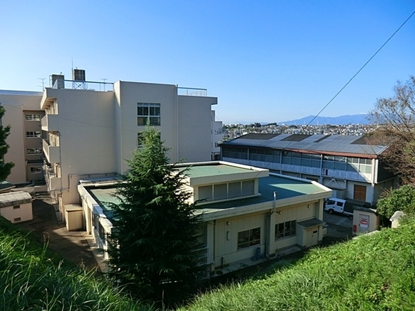 横浜市青葉区大場町の新築一戸建(横浜市立市ケ尾小学校)