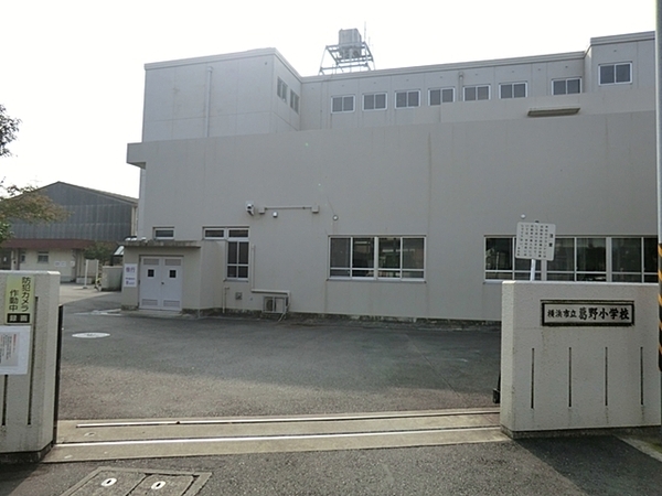 横浜市泉区中田南５丁目の新築一戸建(横浜市立葛野小学校)