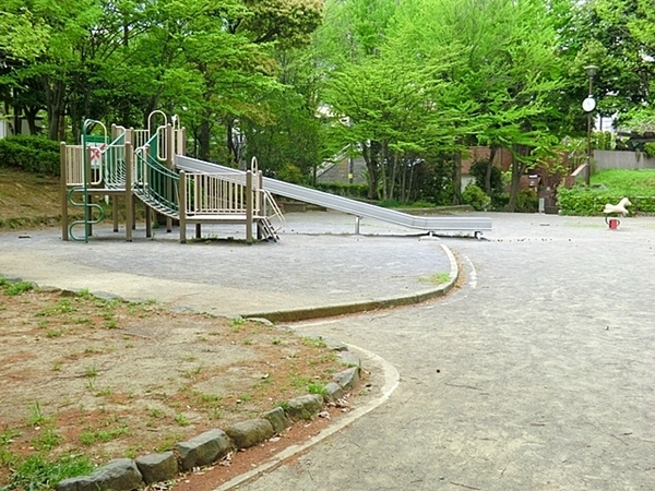 横浜市青葉区あざみ野南４丁目の新築一戸建(小黒公園)