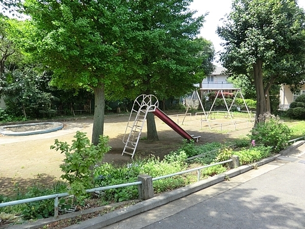 藤和南神大寺コープ(六角橋五丁目公園)