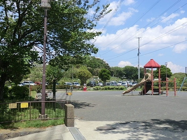 港南台パークホームズ(野庭表町公園)