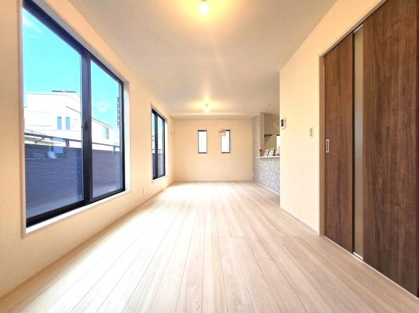 大和市中央林間西４丁目の新築一戸建