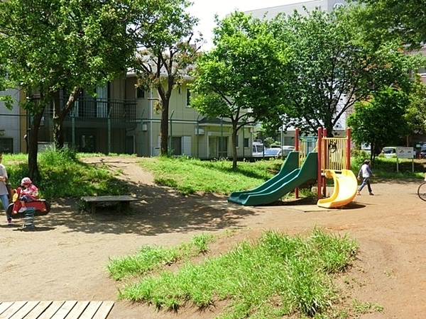 川崎市川崎区鋼管通３丁目の新築一戸建(姥ヶ森公園)