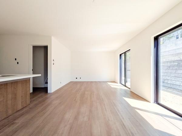 横浜市鶴見区梶山２丁目の新築一戸建
