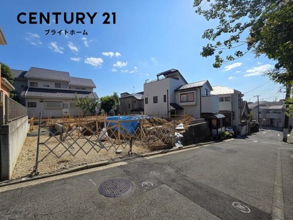 横浜市南区中里４丁目の新築一戸建