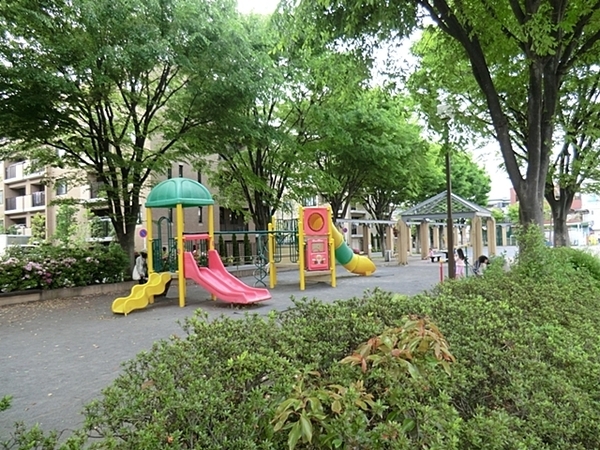 横浜市港南区上大岡西２丁目の新築一戸建(上大岡公園)