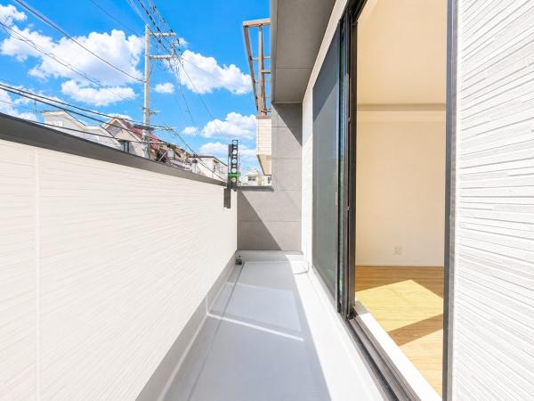 川崎市中原区上平間の新築一戸建