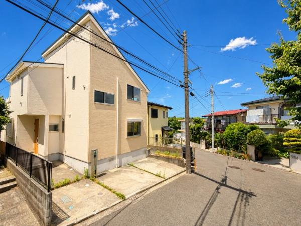 横浜市磯子区杉田８丁目の中古一戸建て