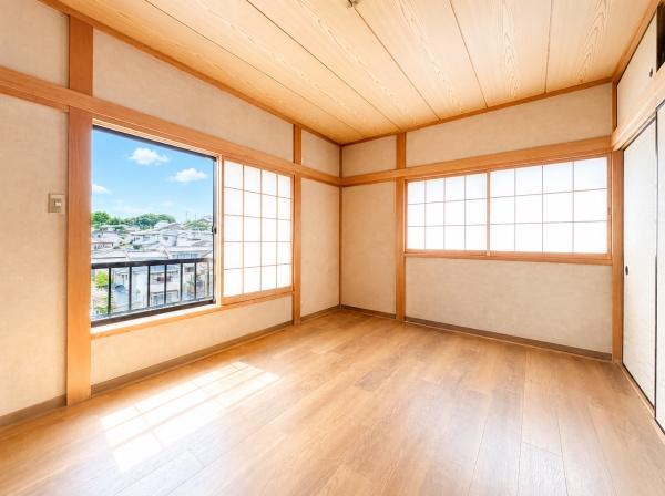 横浜市神奈川区三枚町の中古一戸建て