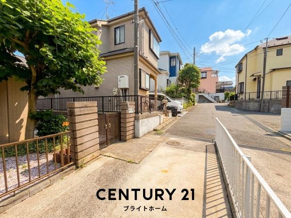 横浜市神奈川区三枚町の中古一戸建て