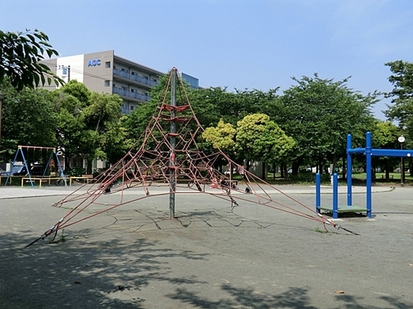 横浜市鶴見区汐入町２丁目の中古一戸建て(汐入公園)