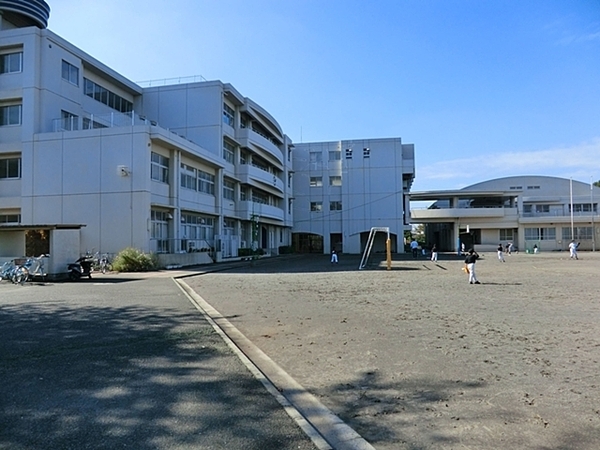 横浜市港北区下田町３丁目の新築一戸建(横浜市立下田小学校)