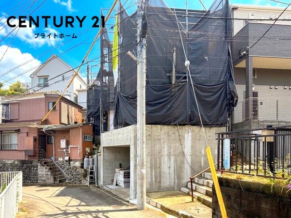 横浜市西区元久保町の新築一戸建