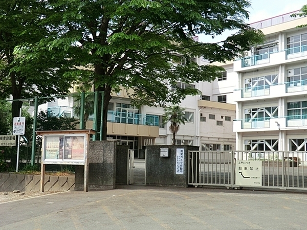町田市西成瀬１丁目の新築一戸建(町田市立南大谷中学校)