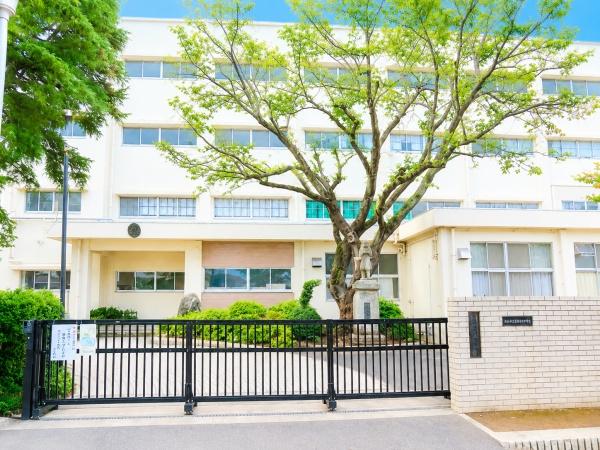 横浜市泉区和泉中央南４丁目の新築一戸建(横浜市立中和田小学校)