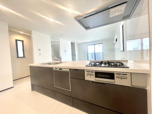 横浜市港南区上大岡東２丁目の新築一戸建