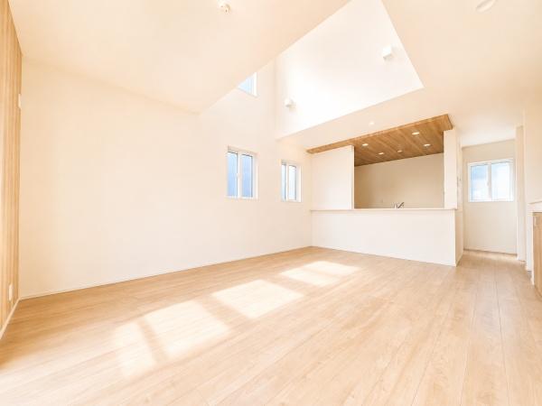 相模原市中央区上溝４丁目の新築一戸建